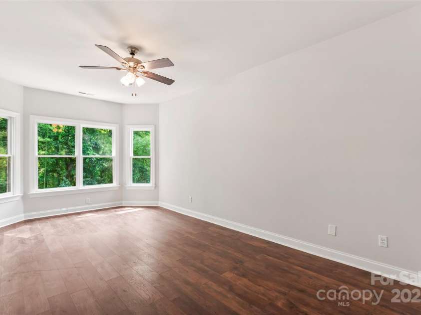3011 McKee Road, Charlotte, NC 28270.  MLS# CAR4306223, YatesRealty ID 22468. 