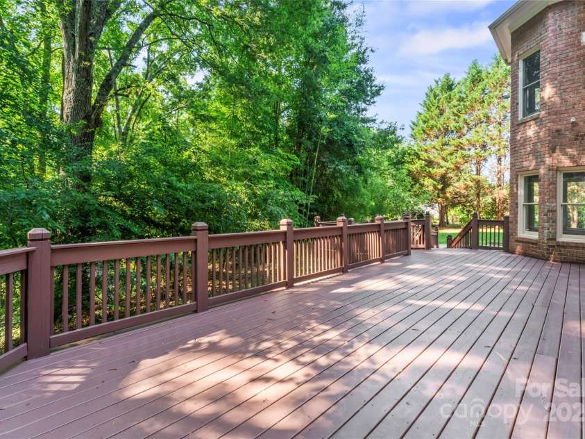 3011 McKee Road, Charlotte, NC 28270.  MLS# CAR4306223, YatesRealty ID 22468. 