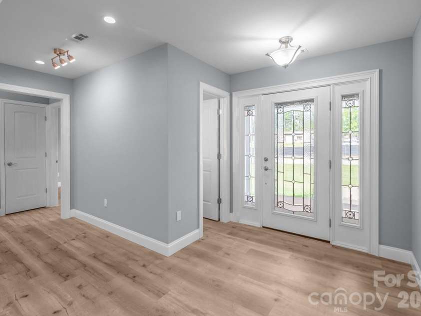 4574 Old Hickory Road, Lancaster, SC 29720.  MLS# CAR4365225, YatesRealty ID 22468. 