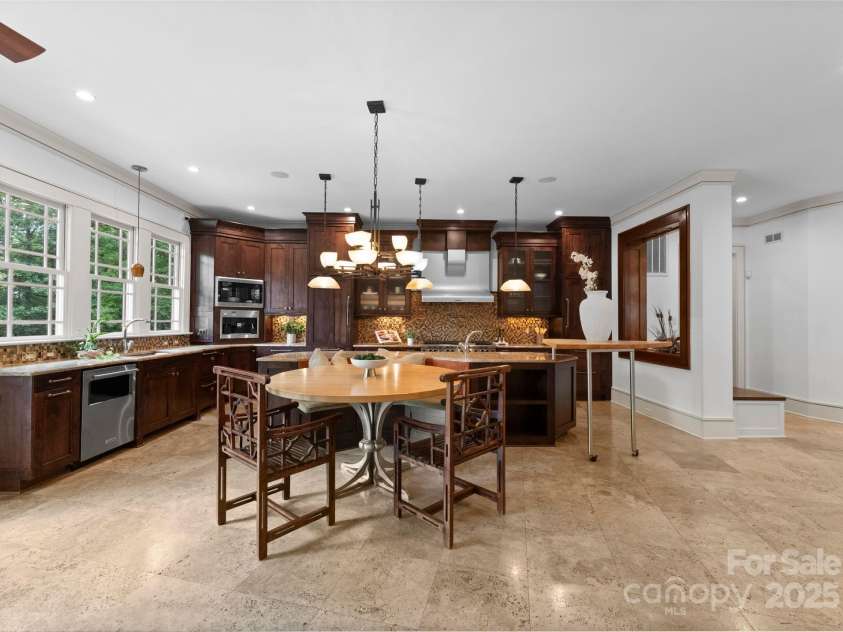 10310 Wildlife Road, Charlotte, NC 28278.  MLS# CAR4297337, YatesRealty ID 2247. 