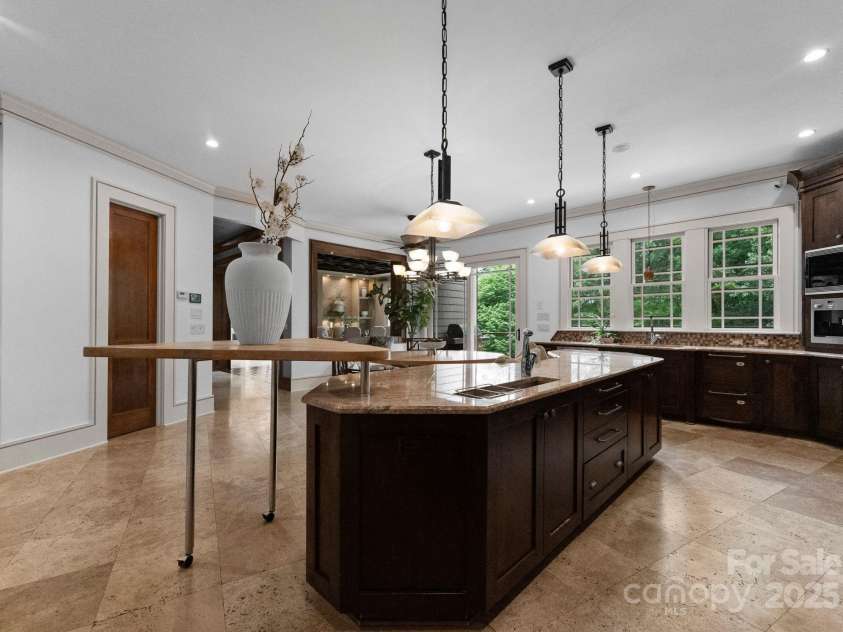 10310 Wildlife Road, Charlotte, NC 28278.  MLS# CAR4297337, YatesRealty ID 2247. 