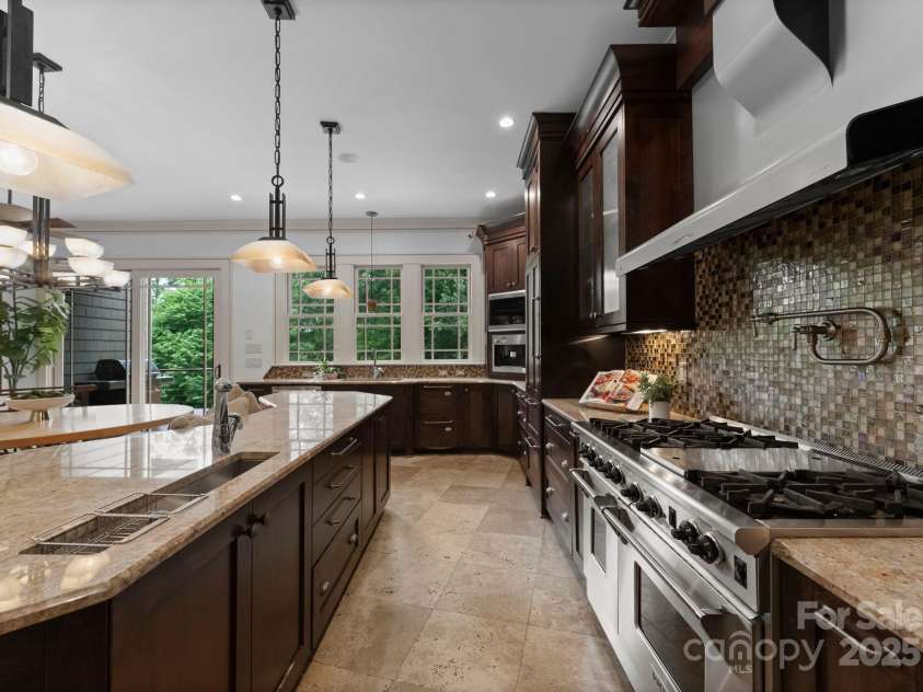 10310 Wildlife Road, Charlotte, NC 28278.  MLS# CAR4297337, YatesRealty ID 2247. 