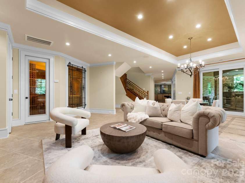 10310 Wildlife Road, Charlotte, NC 28278.  MLS# CAR4297337, YatesRealty ID 2247. 