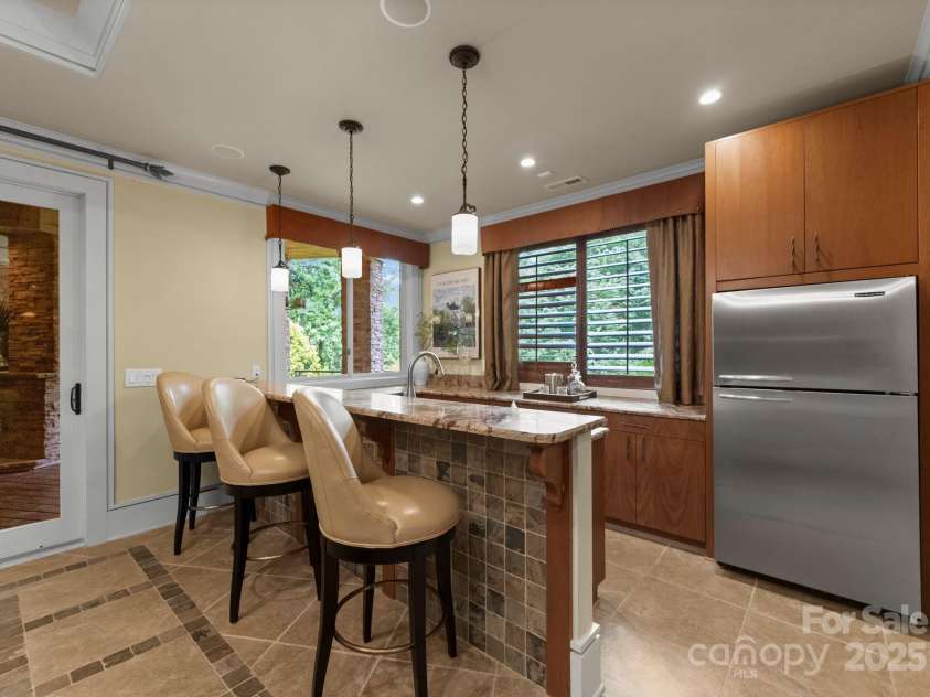 10310 Wildlife Road, Charlotte, NC 28278.  MLS# CAR4297337, YatesRealty ID 2247. 