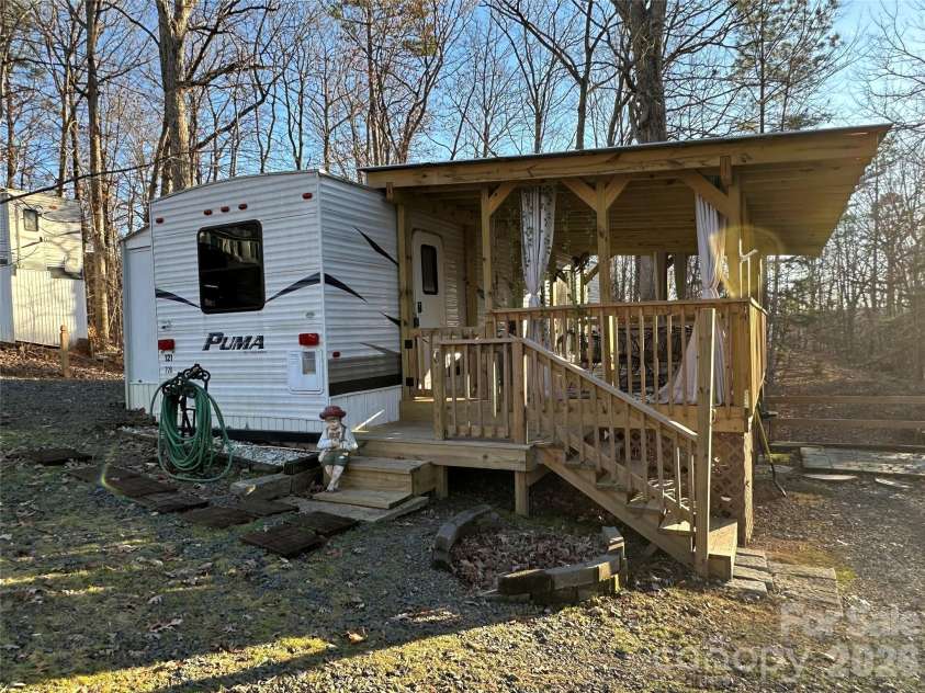 121 Sparrow Lane, New London, NC 28127.  MLS# CAR4335791, YatesRealty ID 2247. 