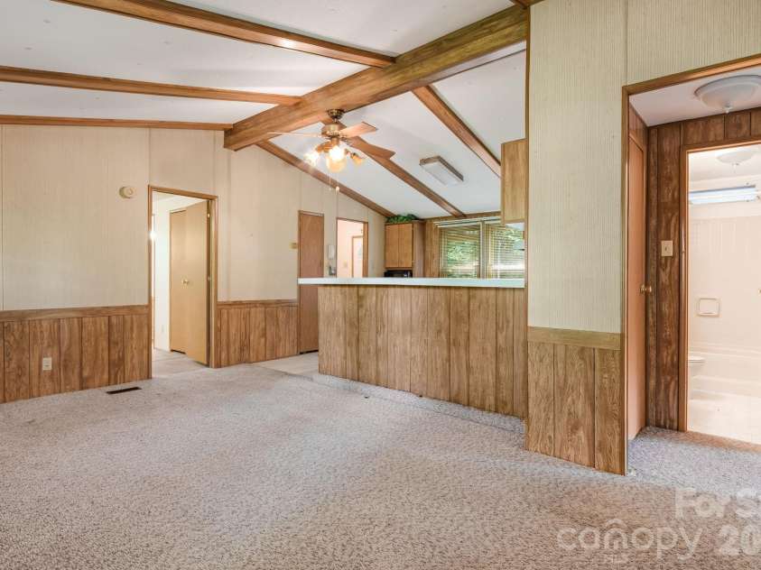 101 Serenity Lane, Clyde, NC 28721.  MLS# CAR4377729, YatesRealty ID 22471. 