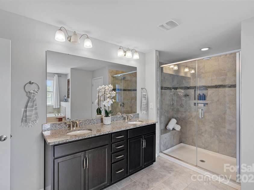 10906 Charmont Place, Huntersville, NC 28078.  MLS# CAR4255213, YatesRealty ID 22471. 