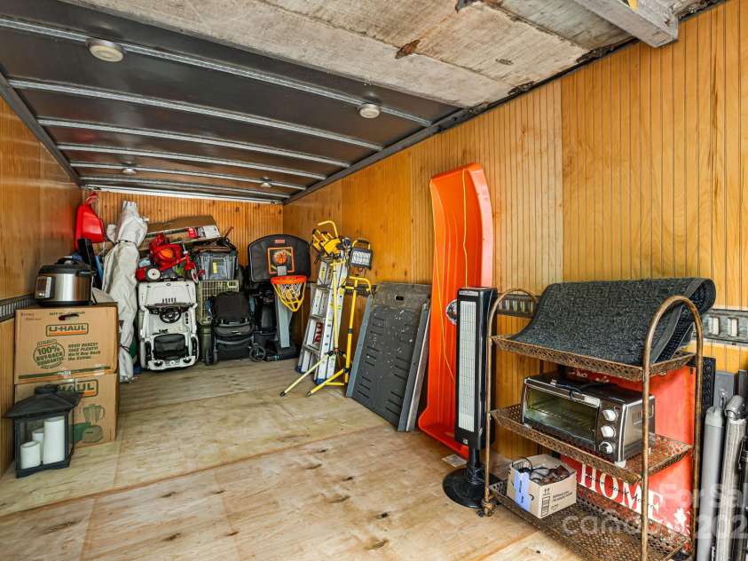 15 Robin Lane, Asheville, NC 28806.  MLS# CAR4254929, YatesRealty ID 22472. Storage container