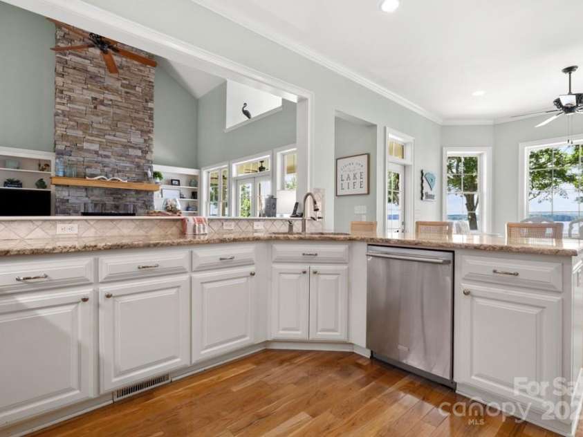 2592 Singleton Creek Road, Liberty Hill, SC 29074.  MLS# CAR4269695, YatesRealty ID 22473. 