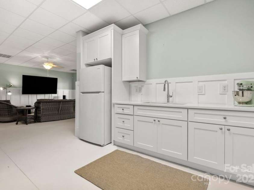 2592 Singleton Creek Road, Liberty Hill, SC 29074.  MLS# CAR4269695, YatesRealty ID 22473. 