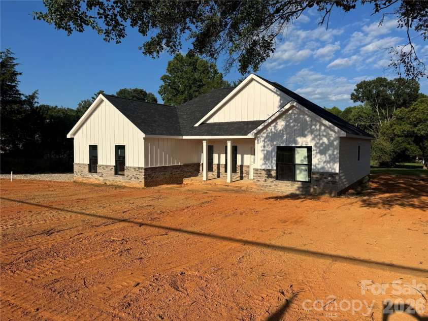 3615 Potter Road, Mineral Springs, NC 28112.  MLS# CAR4344295, YatesRealty ID 22473. 