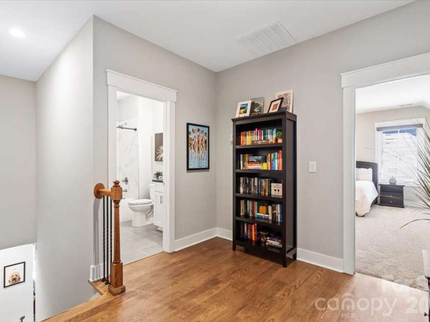 14125 Shelburne Village Drive, Charlotte, NC 28278.  MLS# CAR4371867, YatesRealty ID 22474. 