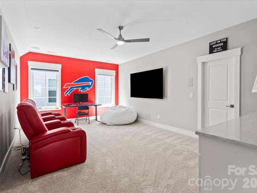 14125 Shelburne Village Drive, Charlotte, NC 28278.  MLS# CAR4371867, YatesRealty ID 22474. 