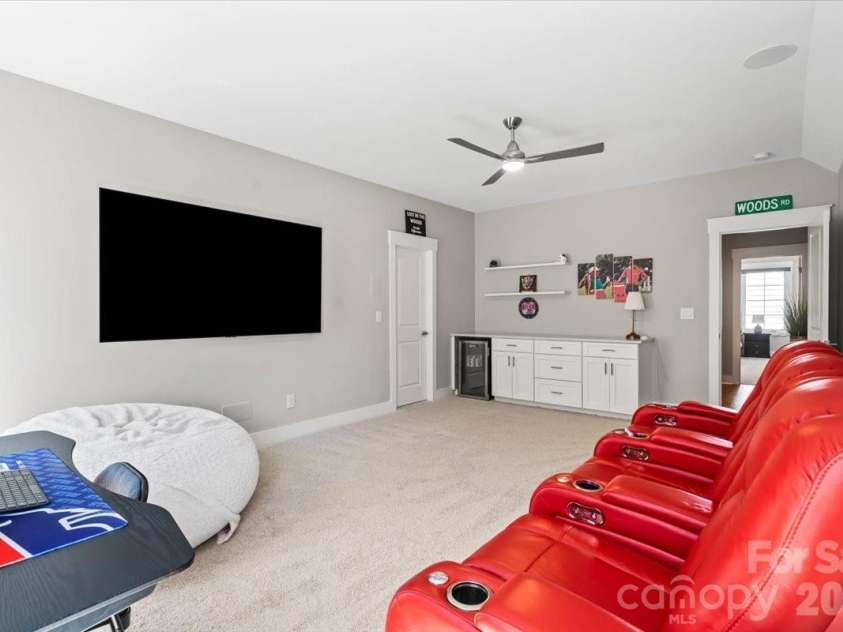 14125 Shelburne Village Drive, Charlotte, NC 28278.  MLS# CAR4371867, YatesRealty ID 22474. 