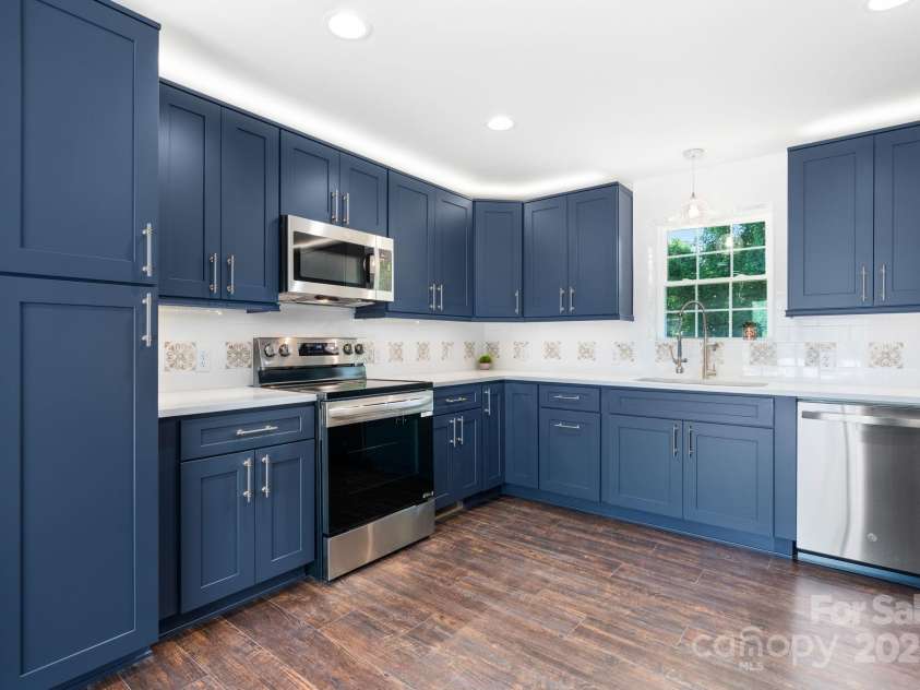 191 Harmony Grove Road, Nebo, NC 28761.  MLS# CAR4270245, YatesRealty ID 22474. 