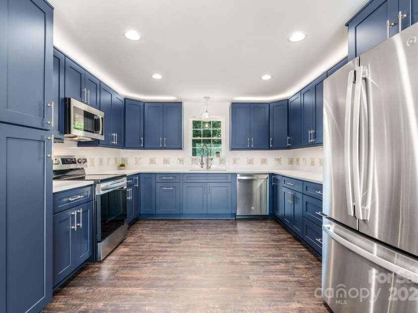 191 Harmony Grove Road, Nebo, NC 28761.  MLS# CAR4270245, YatesRealty ID 22474. 