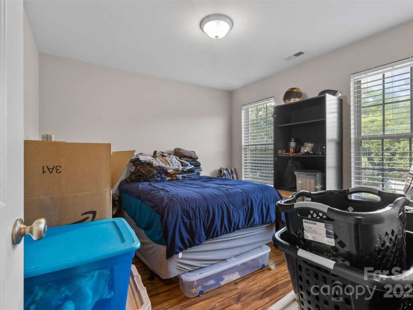 2953 Cameron Village Court, Winston Salem, NC 27103.  MLS# CAR4273768, YatesRealty ID 22475. 