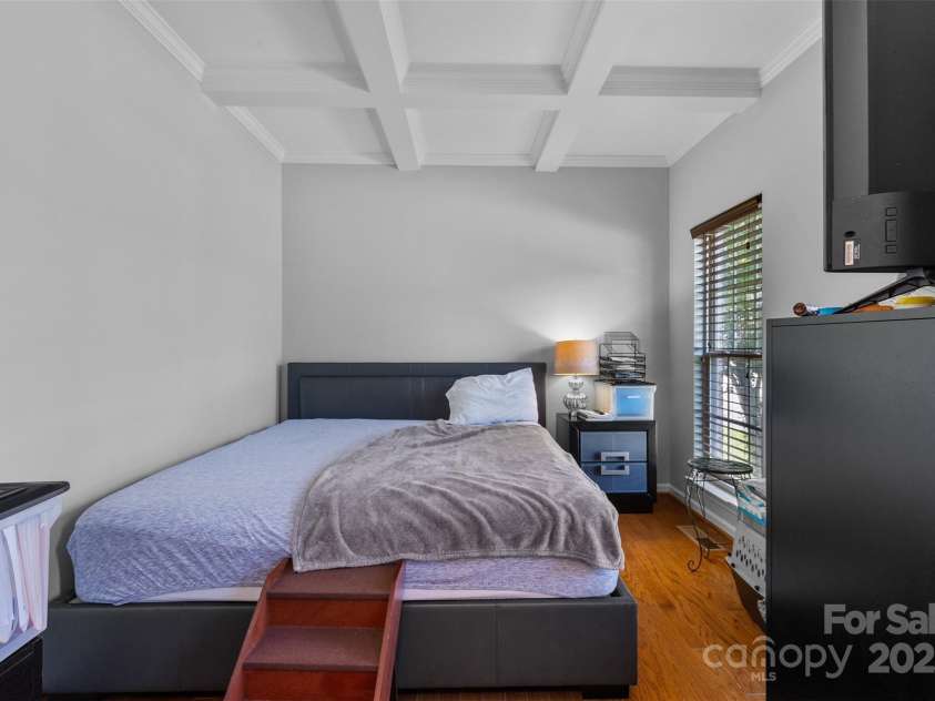 2953 Cameron Village Court, Winston Salem, NC 27103.  MLS# CAR4273768, YatesRealty ID 22475. Coffered ceilings in study