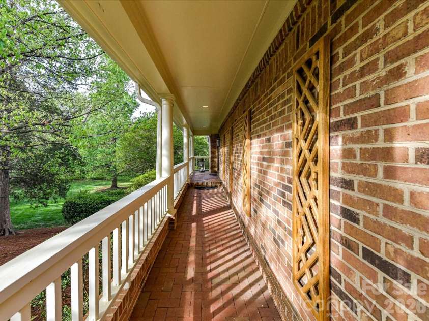 1847 Meadowood Lane, Charlotte, NC 28211.  MLS# CAR4344923, YatesRealty ID 22477. 