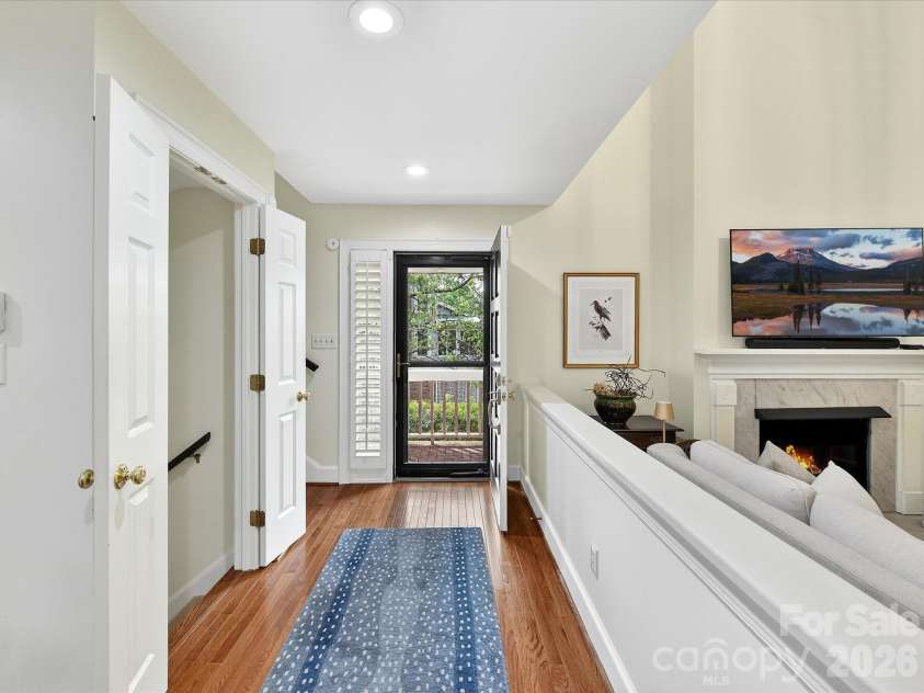 1847 Meadowood Lane, Charlotte, NC 28211.  MLS# CAR4344923, YatesRealty ID 22477. 