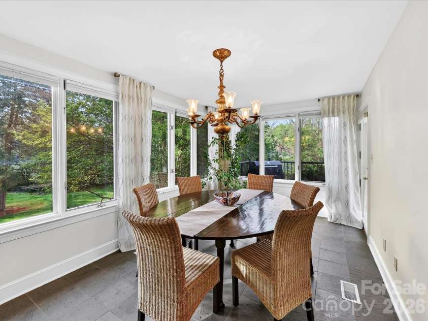 1847 Meadowood Lane, Charlotte, NC 28211.  MLS# CAR4344923, YatesRealty ID 22477. 