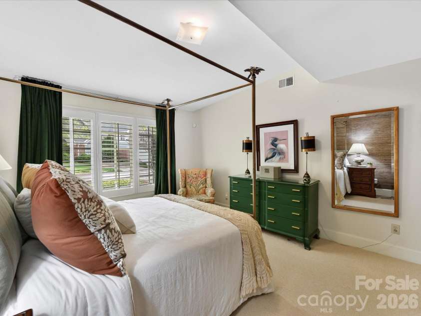 1847 Meadowood Lane, Charlotte, NC 28211.  MLS# CAR4344923, YatesRealty ID 22477. 