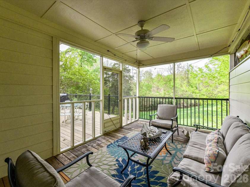 1847 Meadowood Lane, Charlotte, NC 28211.  MLS# CAR4344923, YatesRealty ID 22477. 
