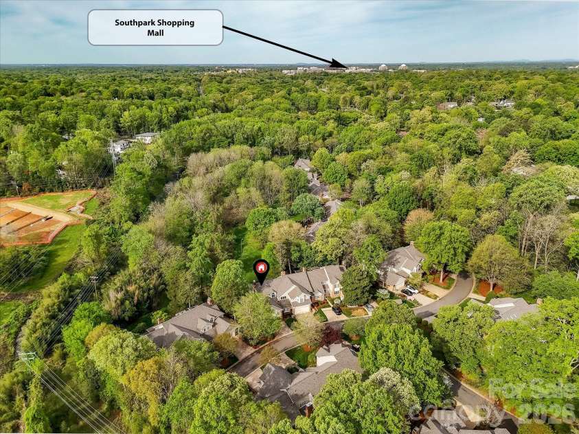 1847 Meadowood Lane, Charlotte, NC 28211.  MLS# CAR4344923, YatesRealty ID 22477. 