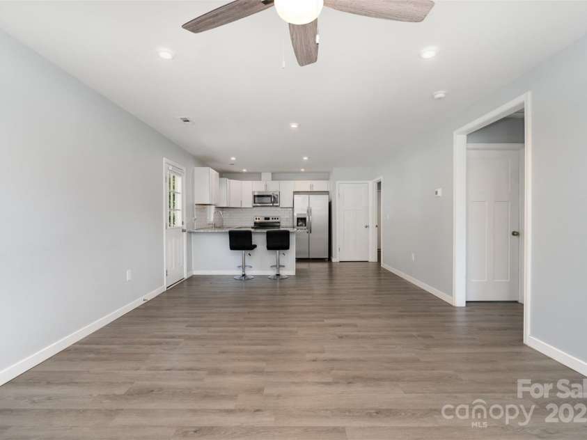 213 Pinewood Drive, Grover, NC 28073.  MLS# CAR4273064, YatesRealty ID 22477. 