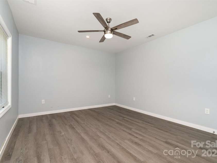 213 Pinewood Drive, Grover, NC 28073.  MLS# CAR4273064, YatesRealty ID 22477. 