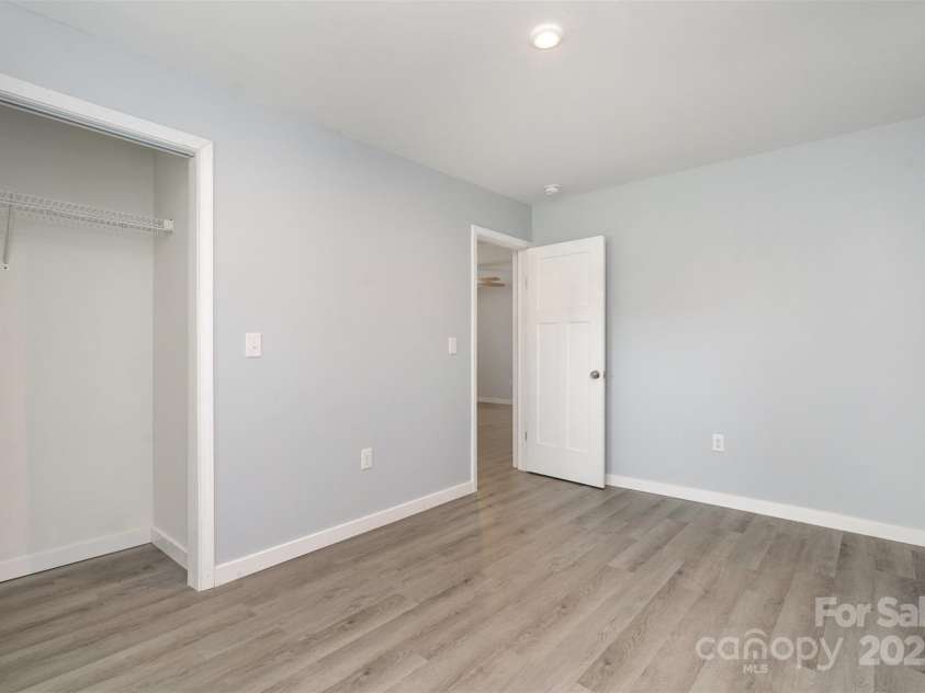 213 Pinewood Drive, Grover, NC 28073.  MLS# CAR4273064, YatesRealty ID 22477. 