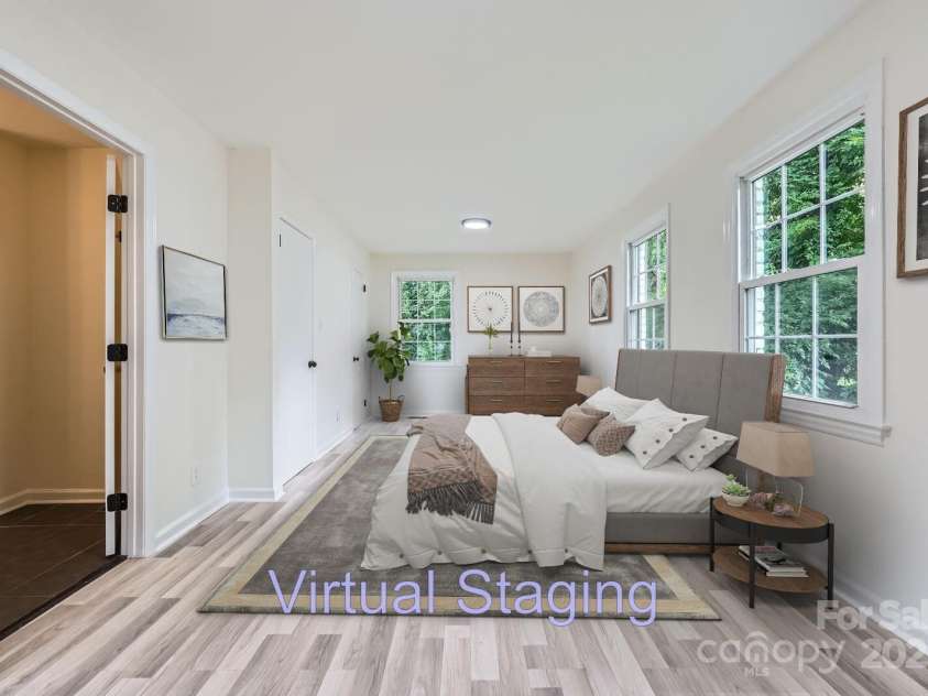 1224 Woodlawn Road, Charlotte, NC 28209.  MLS# CAR4272840, YatesRealty ID 22478. 