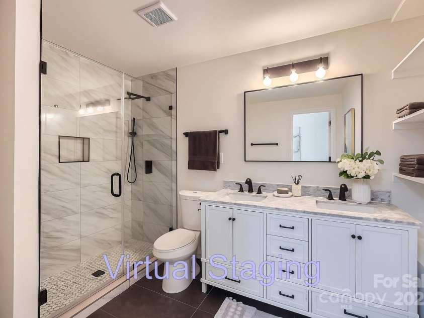 1224 Woodlawn Road, Charlotte, NC 28209.  MLS# CAR4272840, YatesRealty ID 22478. 