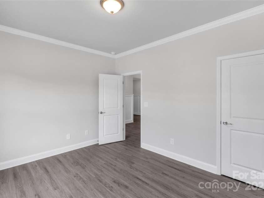 10180 Lakeshore Drive, Lancaster, SC 29720.  MLS# CAR4272105, YatesRealty ID 22479. 