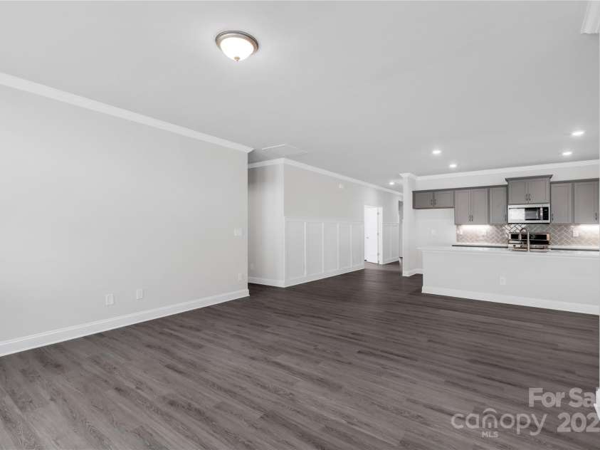 10180 Lakeshore Drive, Lancaster, SC 29720.  MLS# CAR4272105, YatesRealty ID 22479. 