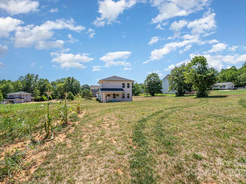 2005 Germany Drive, Dallas, NC 28034.  MLS# CAR4159062, YatesRealty ID 2248. Backyard