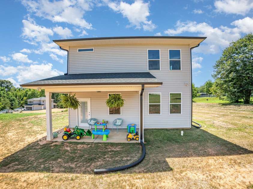 2005 Germany Drive, Dallas, NC 28034.  MLS# CAR4159062, YatesRealty ID 2248. Rear