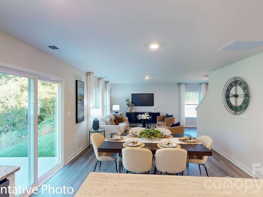 2805 Frances View Lane, Lincolnton, NC 28092.  MLS# CAR4402387, YatesRealty ID 2248. 