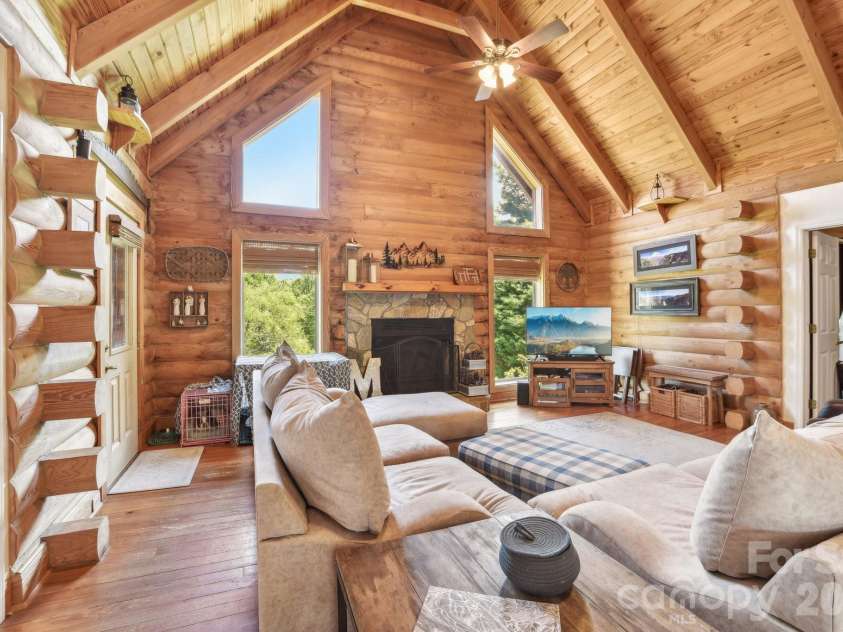 65 Dream Street, Hendersonville, NC 28792.  MLS# CAR4261280, YatesRealty ID 2248. 