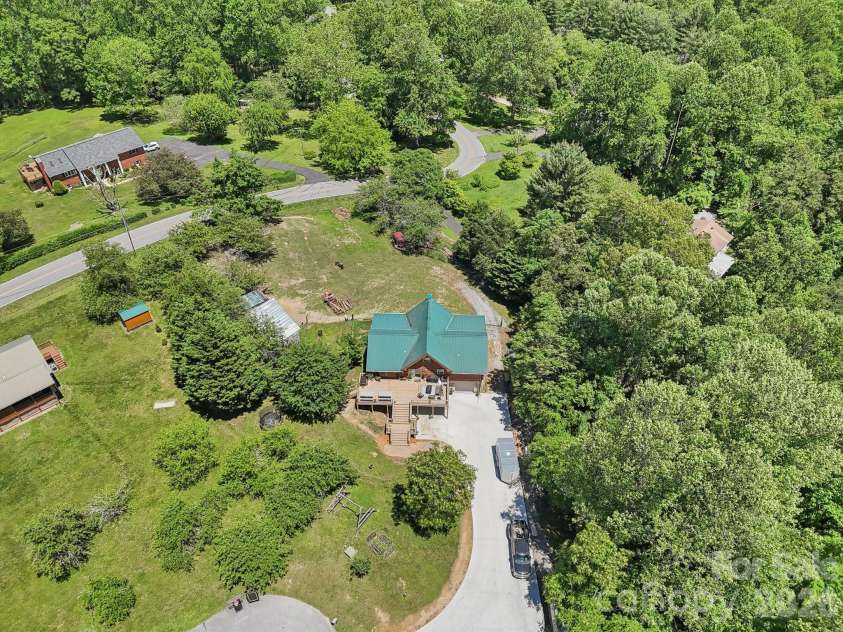 65 Dream Street, Hendersonville, NC 28792.  MLS# CAR4261280, YatesRealty ID 2248. 