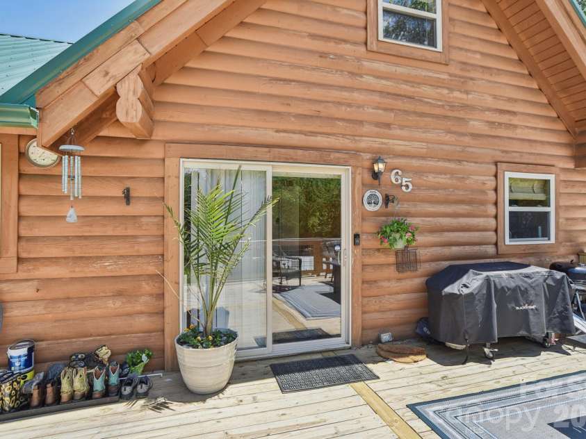 65 Dream Street, Hendersonville, NC 28792.  MLS# CAR4261280, YatesRealty ID 2248. 