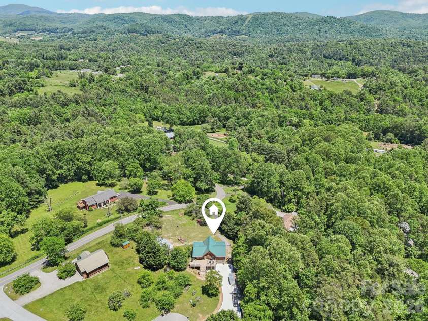 65 Dream Street, Hendersonville, NC 28792.  MLS# CAR4261280, YatesRealty ID 2248. 