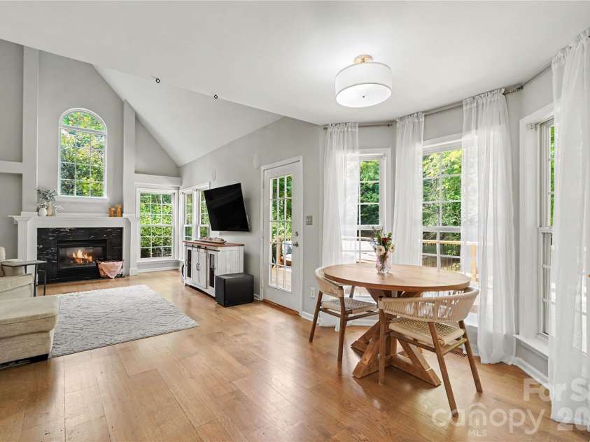 9209 Morgan Glenn Drive, Mint Hill, NC 28227.  MLS# CAR4378656, YatesRealty ID 22480. 