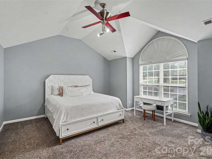 9209 Morgan Glenn Drive, Mint Hill, NC 28227.  MLS# CAR4378656, YatesRealty ID 22480. 