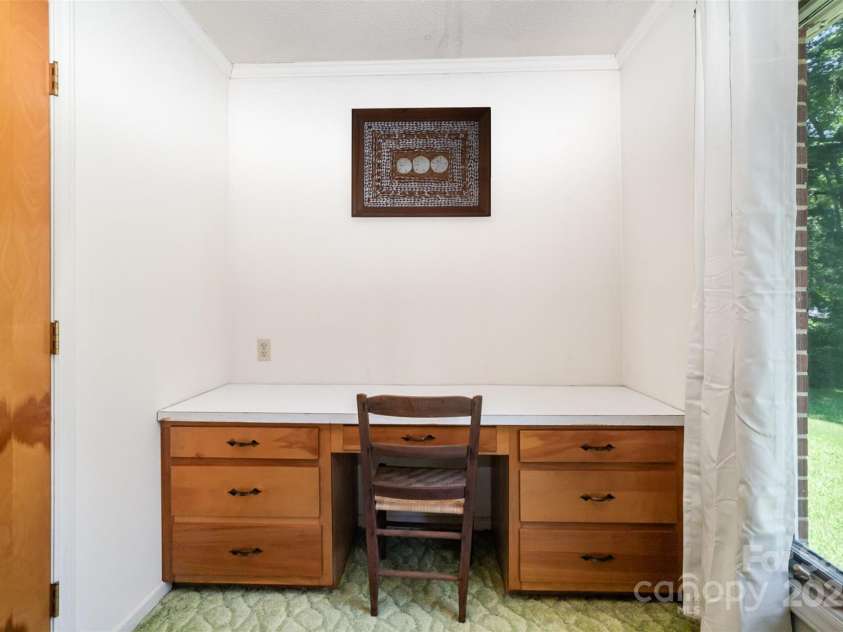 114 Huffstetler Road, Gastonia, NC 28056.  MLS# CAR4273171, YatesRealty ID 22482. 
