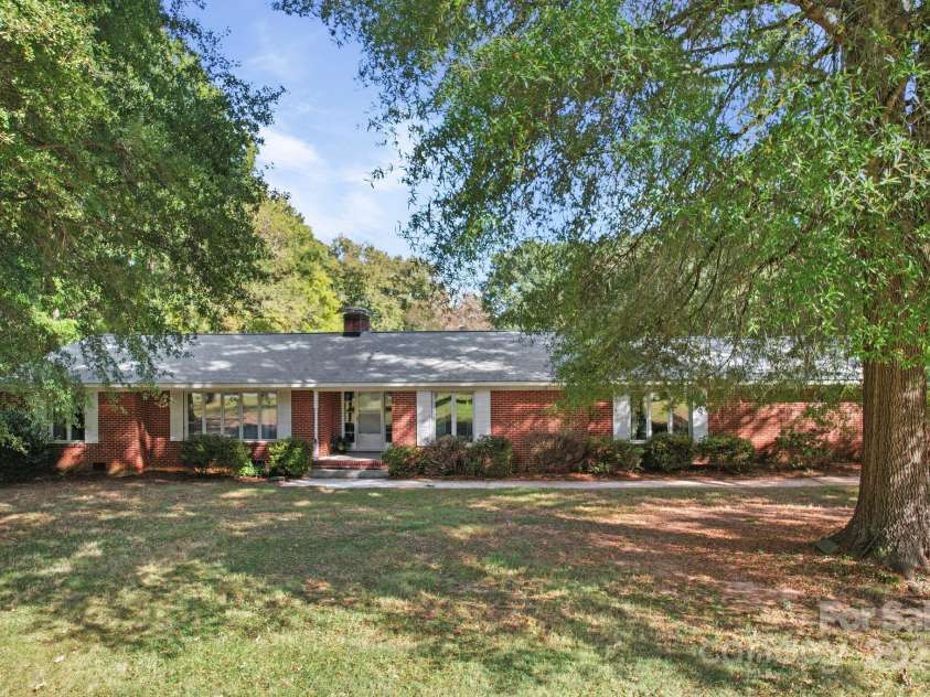 114 Huffstetler Road, Gastonia, NC 28056.  MLS# CAR4311626, YatesRealty ID 22482. 