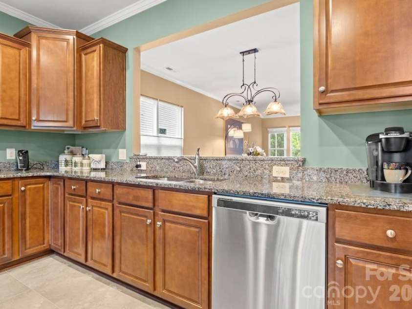 7020 Kitty Hawk Lane, Fort Mill, SC 29707.  MLS# CAR4381019, YatesRealty ID 22483. 