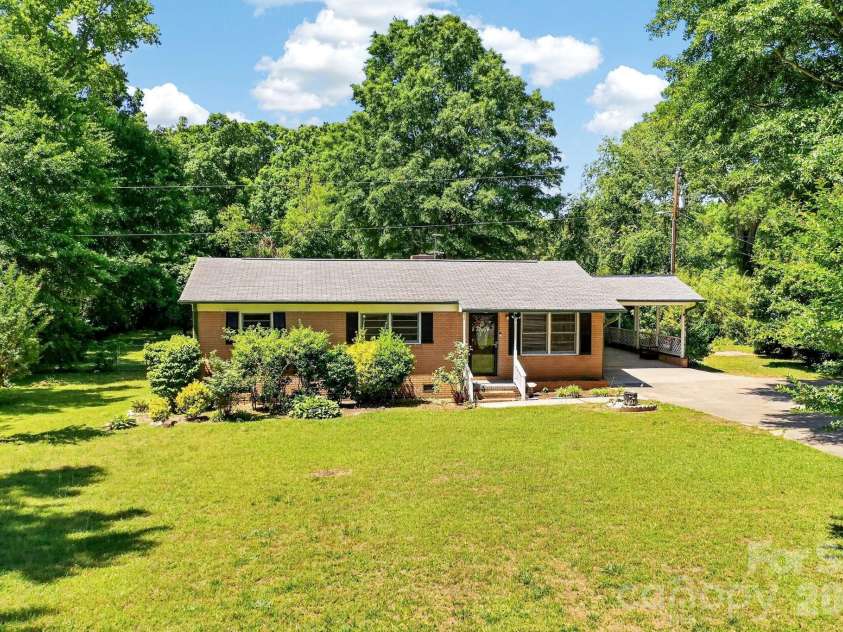 2644 Quiet Acres Road, Lancaster, SC 29720.  MLS# CAR4377433, YatesRealty ID 22484. 