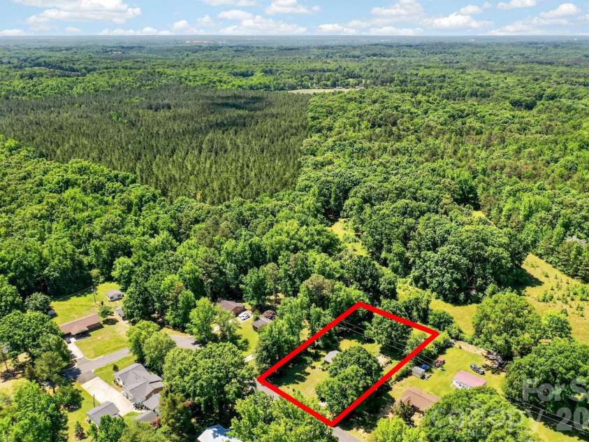 2644 Quiet Acres Road, Lancaster, SC 29720.  MLS# CAR4377433, YatesRealty ID 22484. 