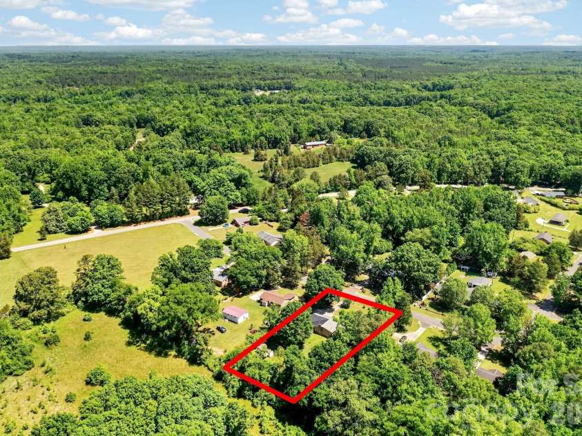 2644 Quiet Acres Road, Lancaster, SC 29720.  MLS# CAR4377433, YatesRealty ID 22484. 